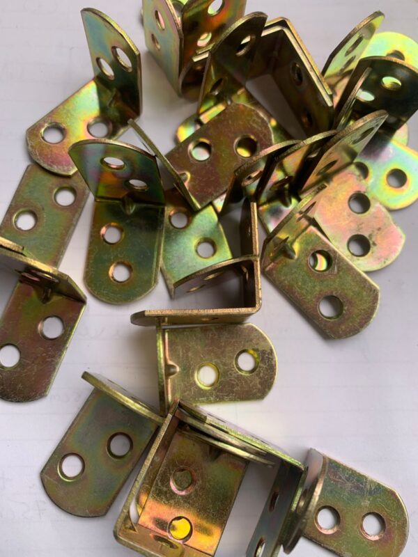angle bracket (2 hole one one side )100pcs